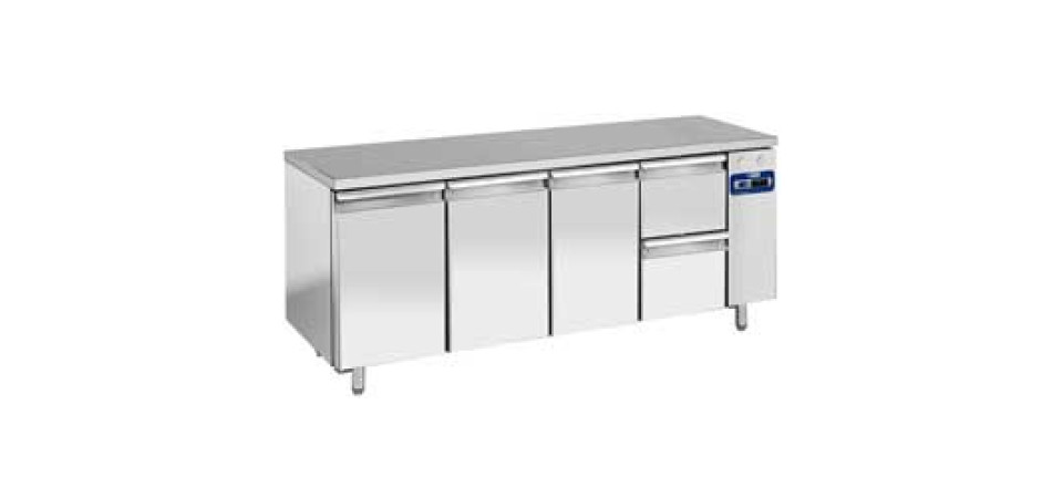 Diamond TS4N/L+1XK1/2-L Ipari hűtött munkaasztal