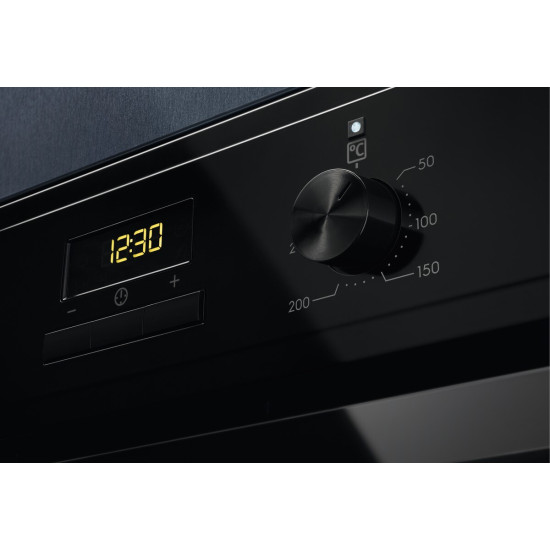 Electrolux EOF3H50BK Beépíthető villany sütő