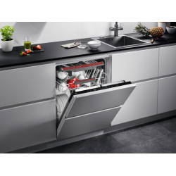 AEG FSB53907Z Beépíthető 12-15 terítékes mosogatógép