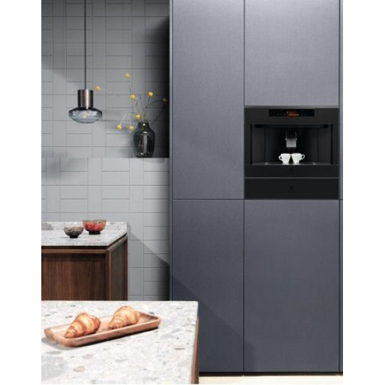 Electrolux KBC85T Beépíthető automata kávéfőző