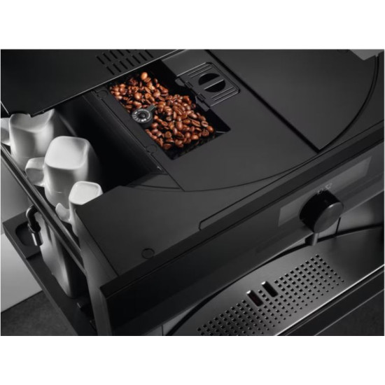 AEG KKK994500T Beépíthető automata kávéfőző