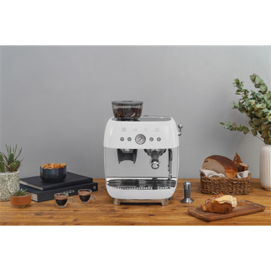 SMEG SMEG EGF03 őrlővel kombinált espresso kávéfőző EGF03WHEU Kávéfőző